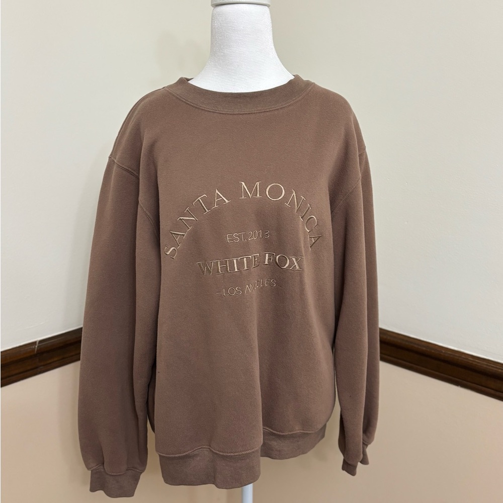 Brown Santa Monica White Fox sweatshirt